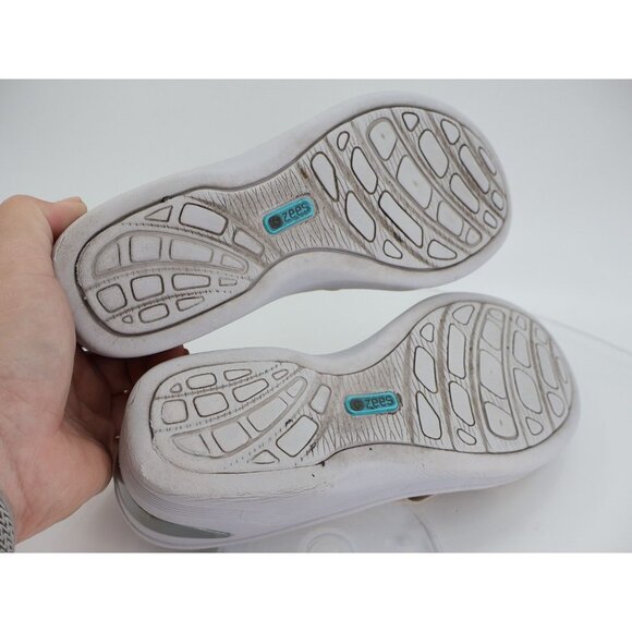 Bzees Women's Desire Sandals 8 Wedge Heel Slip On Beige Textile Casual Comfy - Picture 11 of 12